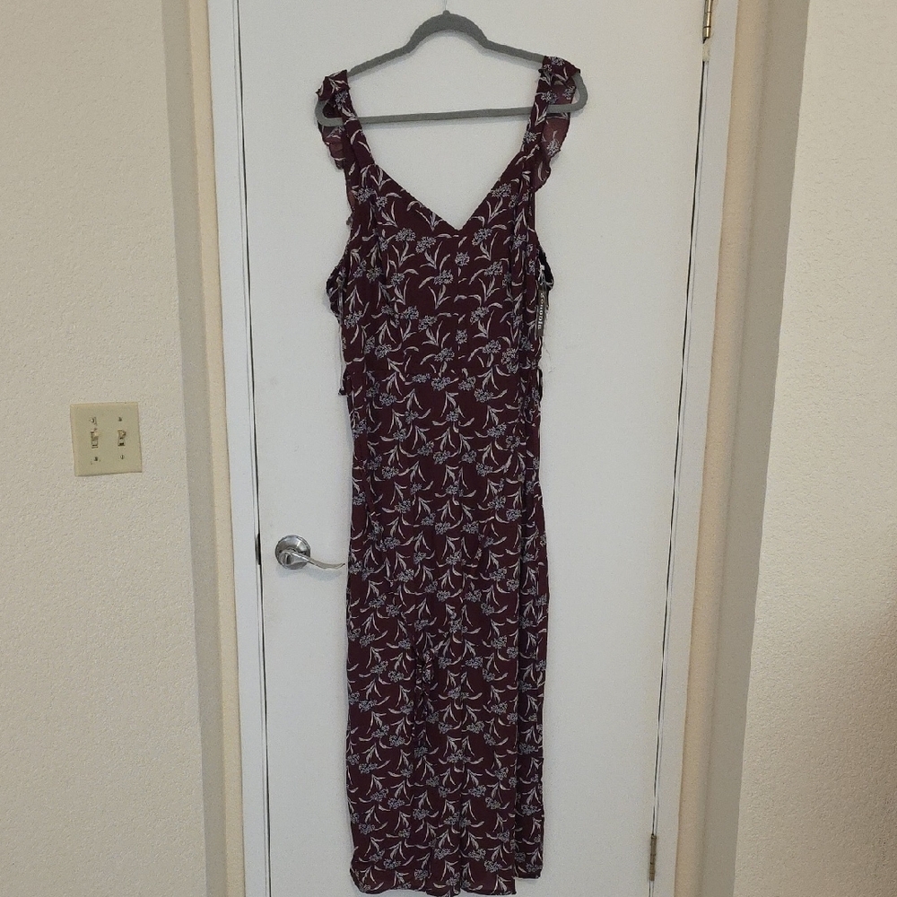 Floral Sleeveless Dress - Burgundy and White